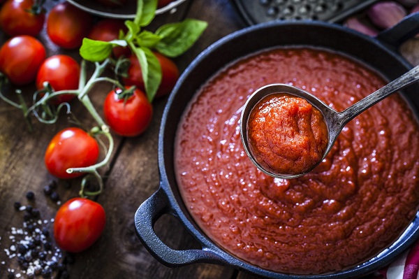 What makes spaghetti sauce taste better