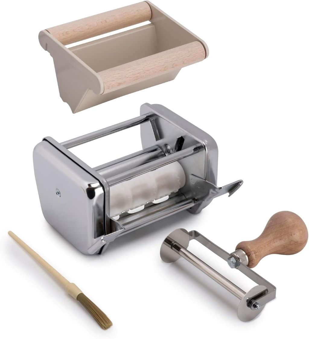 Imperia Classic Line ravioli maker – Italian steel pasta machine accessory for homemade ravioli.