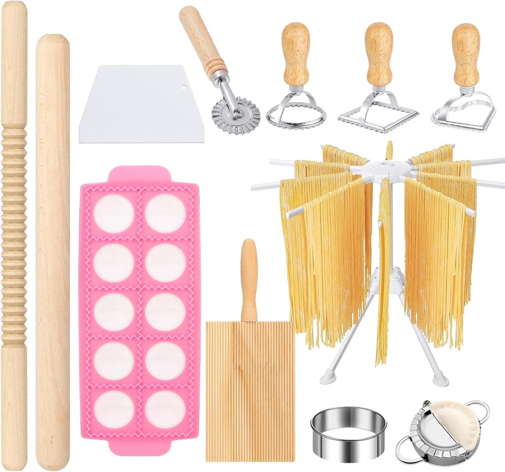 DI QIU REN 12-piece pasta maker tool set with drying rack, cutters, and rolling pin for homemade pasta