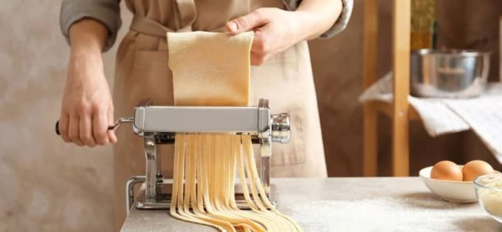 Step-by-step guide showing 7 cleaning mistakes to avoid with pasta machines.