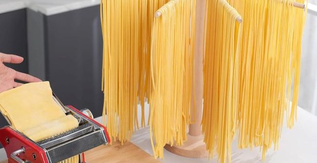 Collapsible wooden pasta rack for drying homemade noodles and spaghetti