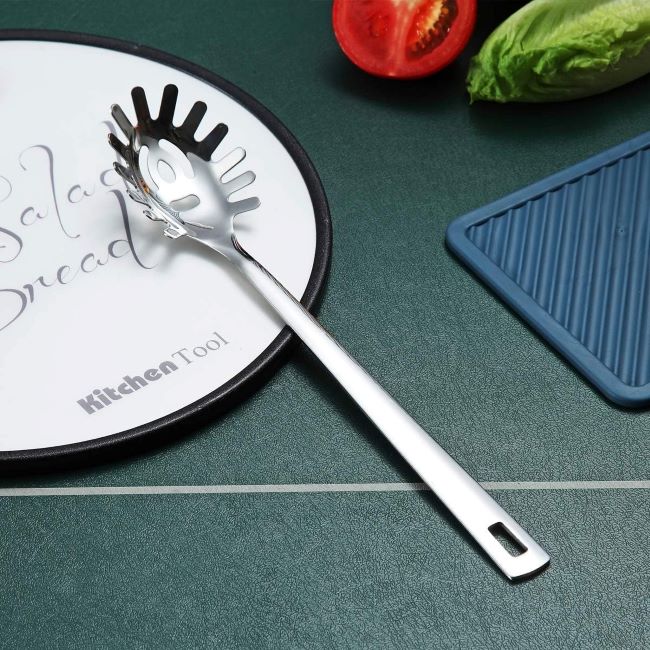 Berglander Stainless Steel Pasta Spoon – Heat-resistant pasta server and noodle fork, dishwasher safe, easy to clean.