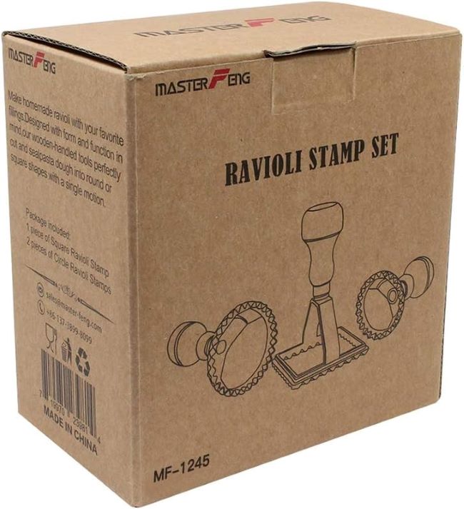 MASTER FENG ravioli stamp and roller wheel cutter set with wooden handle (MF-146)