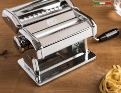MARCATO Atlas 150 Classic Manual Pasta Maker on a kitchen countertop in Illinois
