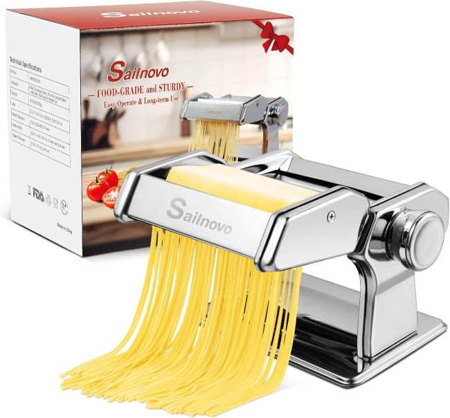 Sailnovo Pasta Maker for homemade spaghetti and fettuccine
